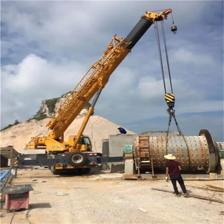 市中吊车的运输费用是否包含在租赁费用中