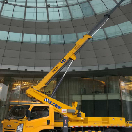 市中附近高空作业车租赁｜安全设备租赁｜高空安装|工程定制化方案｜亿立达设备租赁